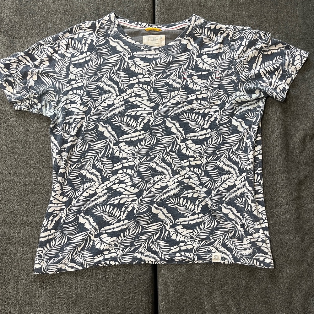 Zara Black and White Leaf Print Tee